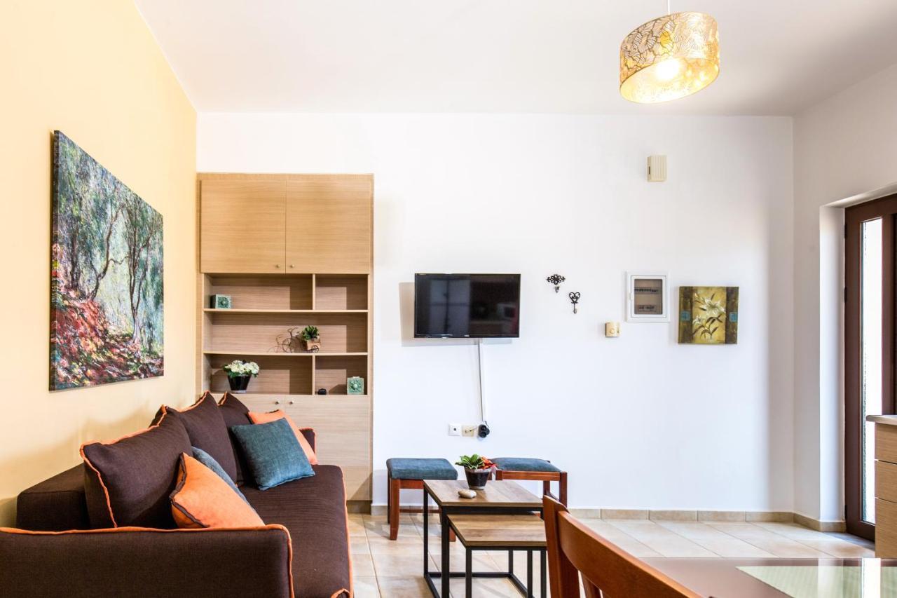 Anastellar Aparthotel Kissamos Bagian luar foto
