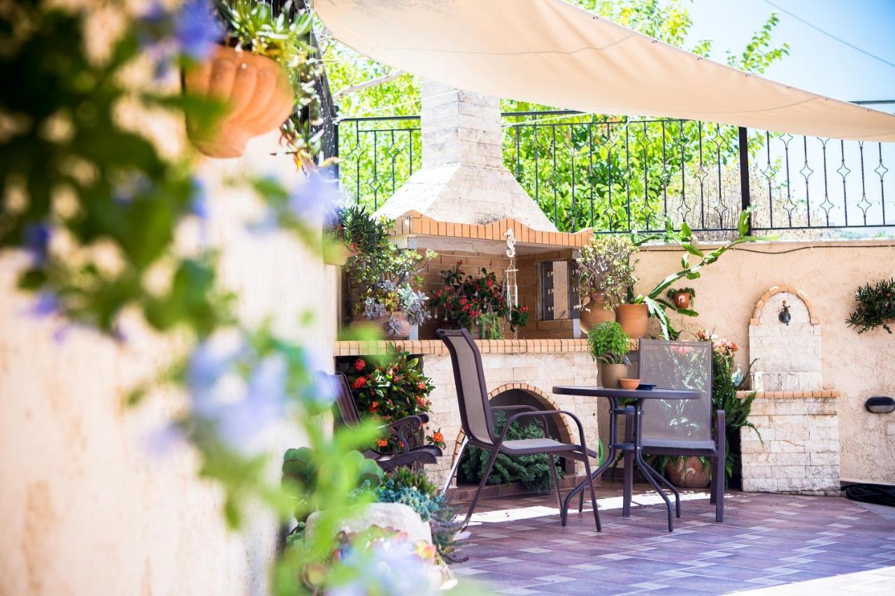 Anastellar Aparthotel Kissamos Bagian luar foto